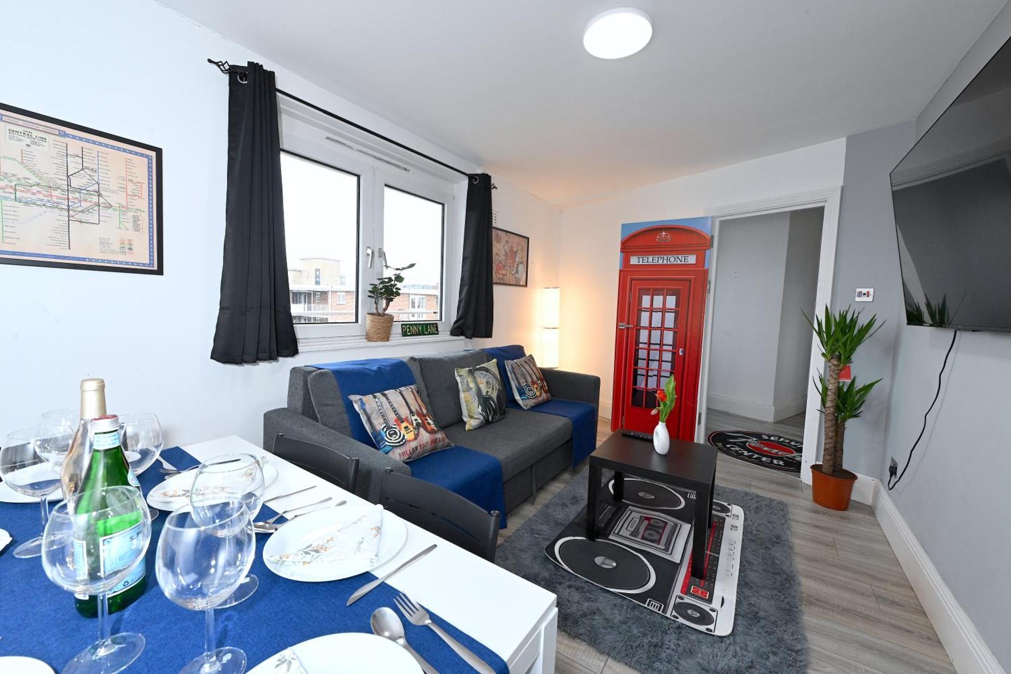 Superb 4 Bedroom Flat In The Heart Of Camden Town ロンドン エクステリア 写真